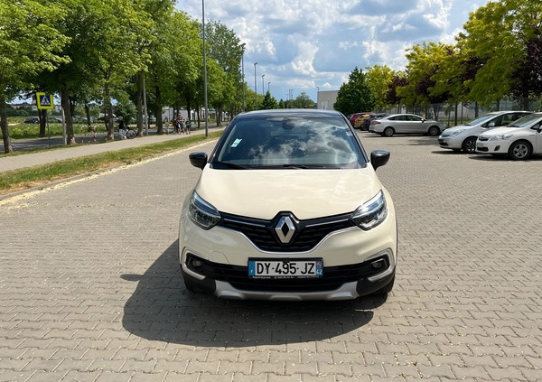 Renault Captur cena 47900 przebieg: 77000, rok produkcji 2018 z Poznań małe 137